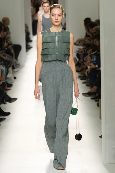 Look 41